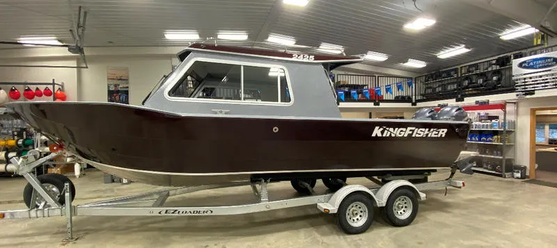 Read more about the article Kingfisher 2425 Escape in the Showroom